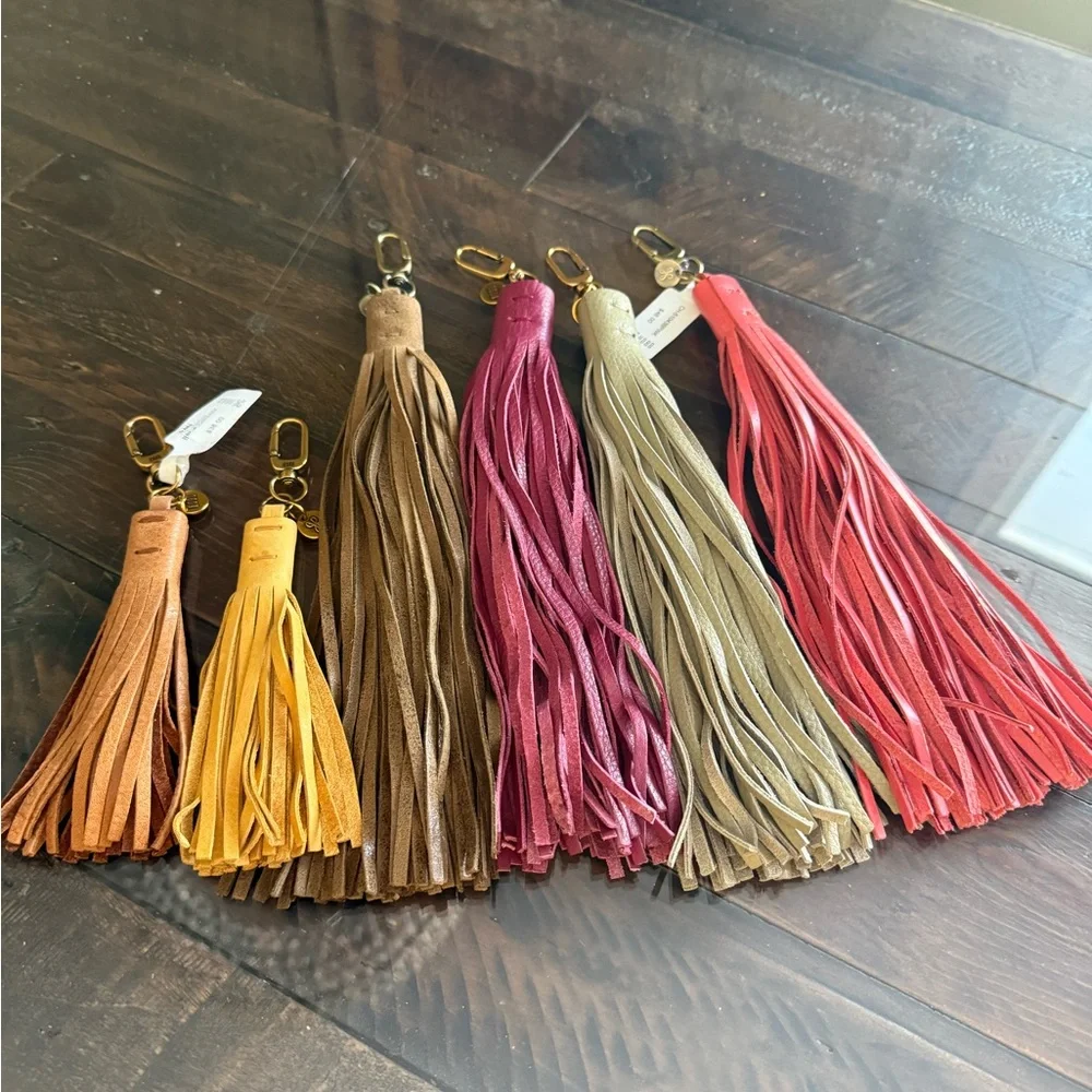 Hobo Tassel Lot 💖 - Picture 2 of 2